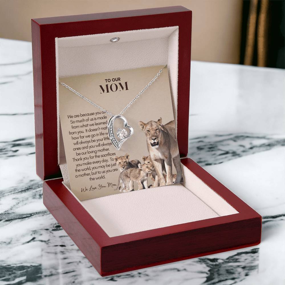 Personalized Mom Gift, Personalized Gift for Mom, Custom Gift for Mom, Necklace Pendant, Gift for Mom from Three Children, Lion Mama with Cubs Message Card, Mother's Day Gift