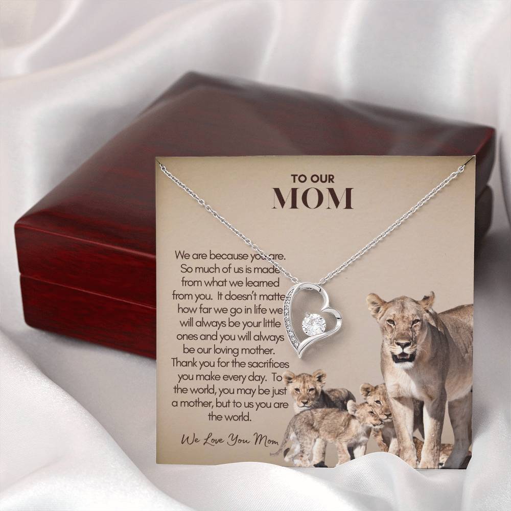 Personalized Mom Gift, Personalized Gift for Mom, Custom Gift for Mom, Necklace Pendant, Gift for Mom from Three Children, Lion Mama with Cubs Message Card, Mother's Day Gift
