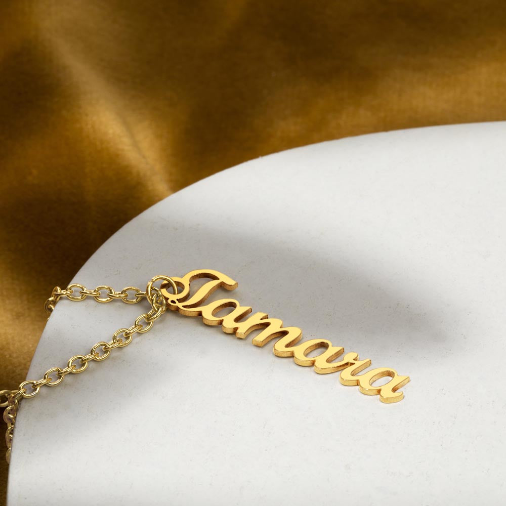 Personalized Vertical Name Necklace for Mom - Custom Gift to Mom - Gift for Mom - Custom Name Necklace