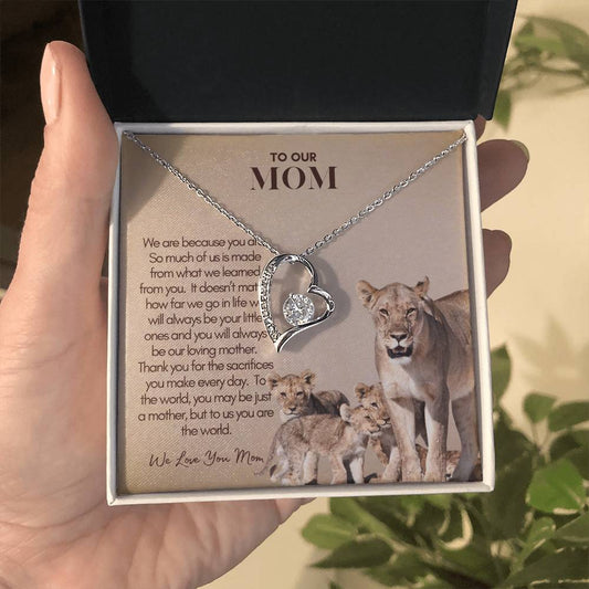 Personalized Mom Gift, Personalized Gift for Mom, Custom Gift for Mom, Necklace Pendant, Gift for Mom from Three Children, Lion Mama with Cubs Message Card, Mother's Day Gift