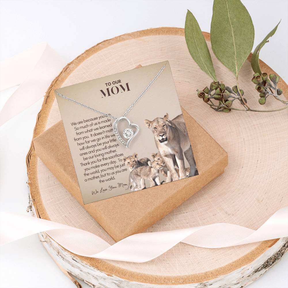 Personalized Mom Gift, Personalized Gift for Mom, Custom Gift for Mom, Necklace Pendant, Gift for Mom from Three Children, Lion Mama with Cubs Message Card, Mother's Day Gift