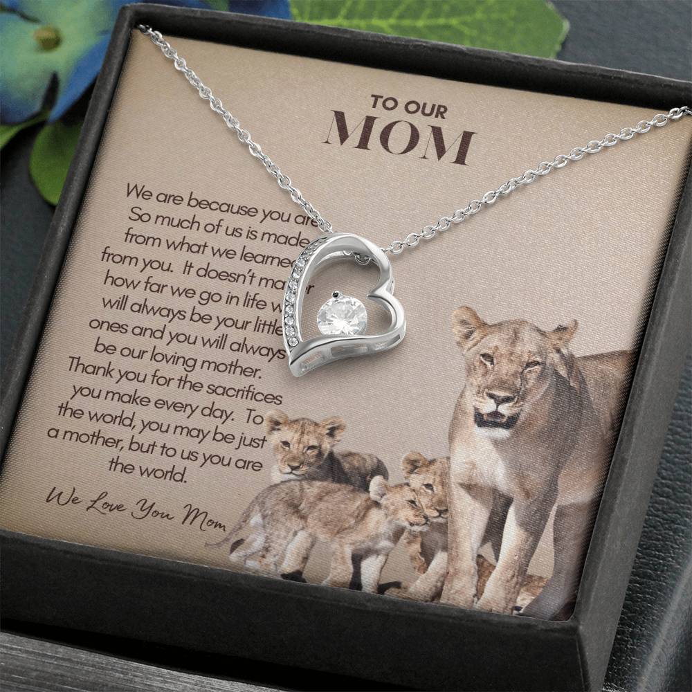 Personalized Mom Gift, Personalized Gift for Mom, Custom Gift for Mom, Necklace Pendant, Gift for Mom from Three Children, Lion Mama with Cubs Message Card, Mother's Day Gift