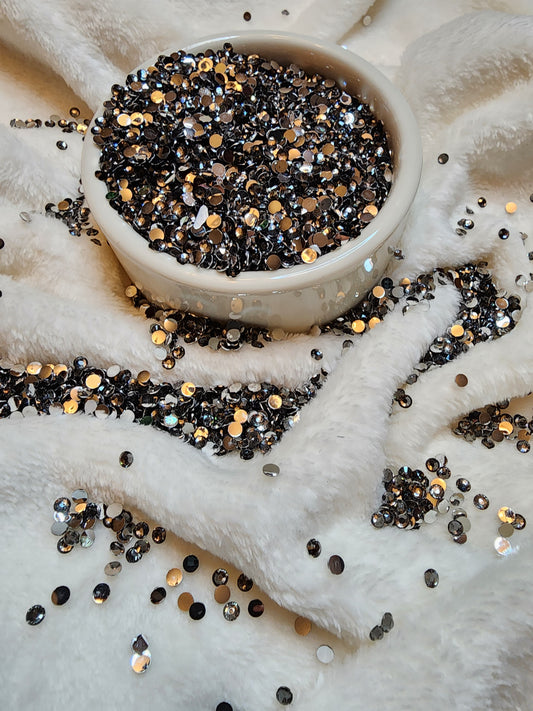 Black Diamond Silverback Rhinestones 4mm - Non Hotfix - Flatback - Resin