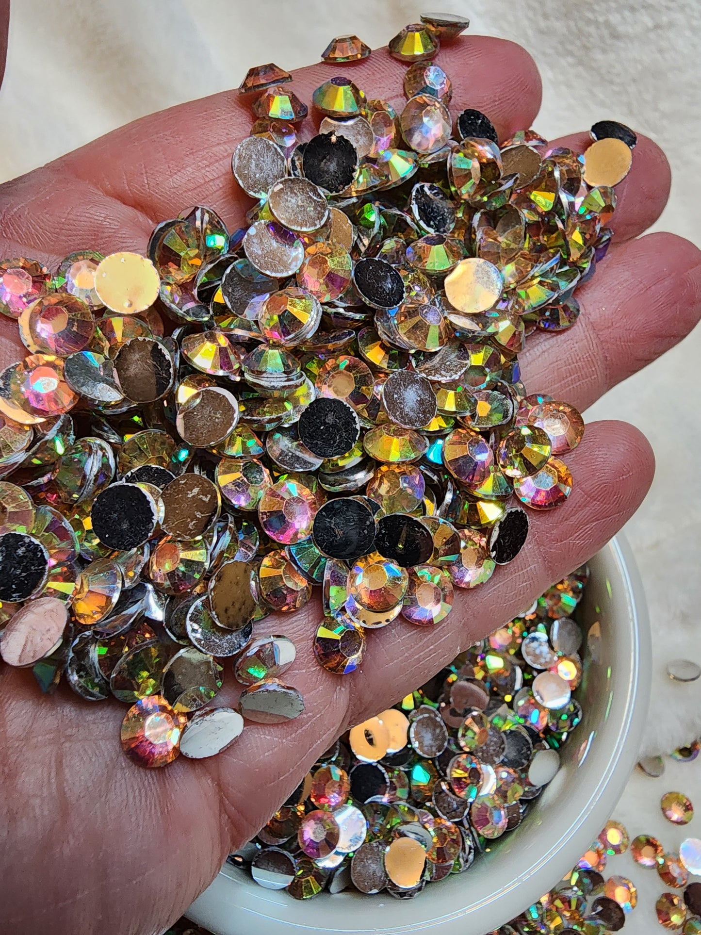 Champagne Slverback Rhinestones 6mm - Non Hotfix - Flatback - Resin