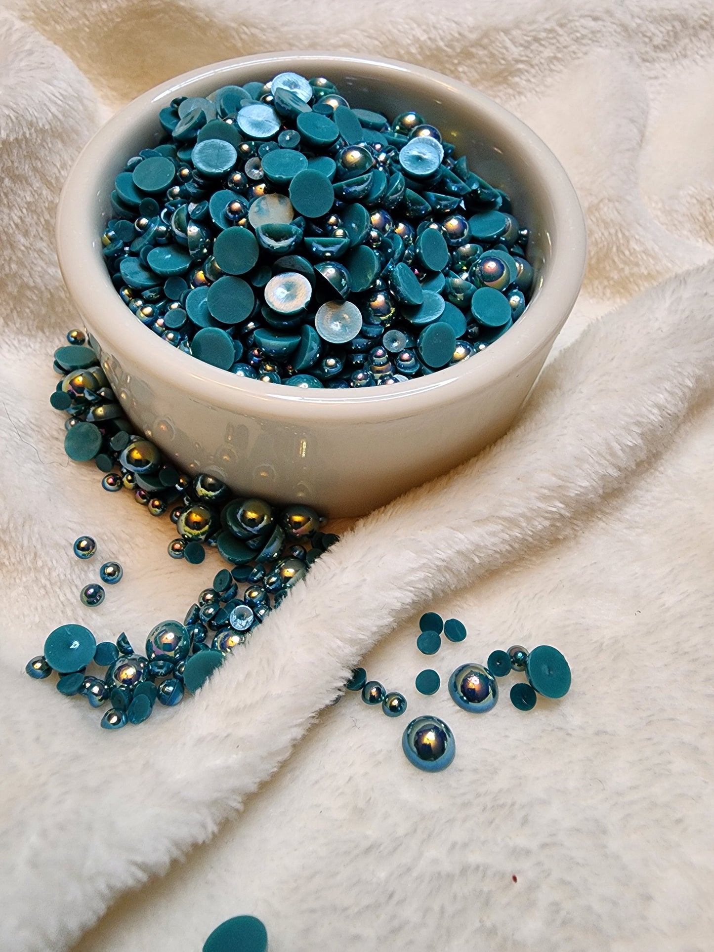 Emerald AB Mix Halfback Pearls - Non Hotfix - Flatback - Resin