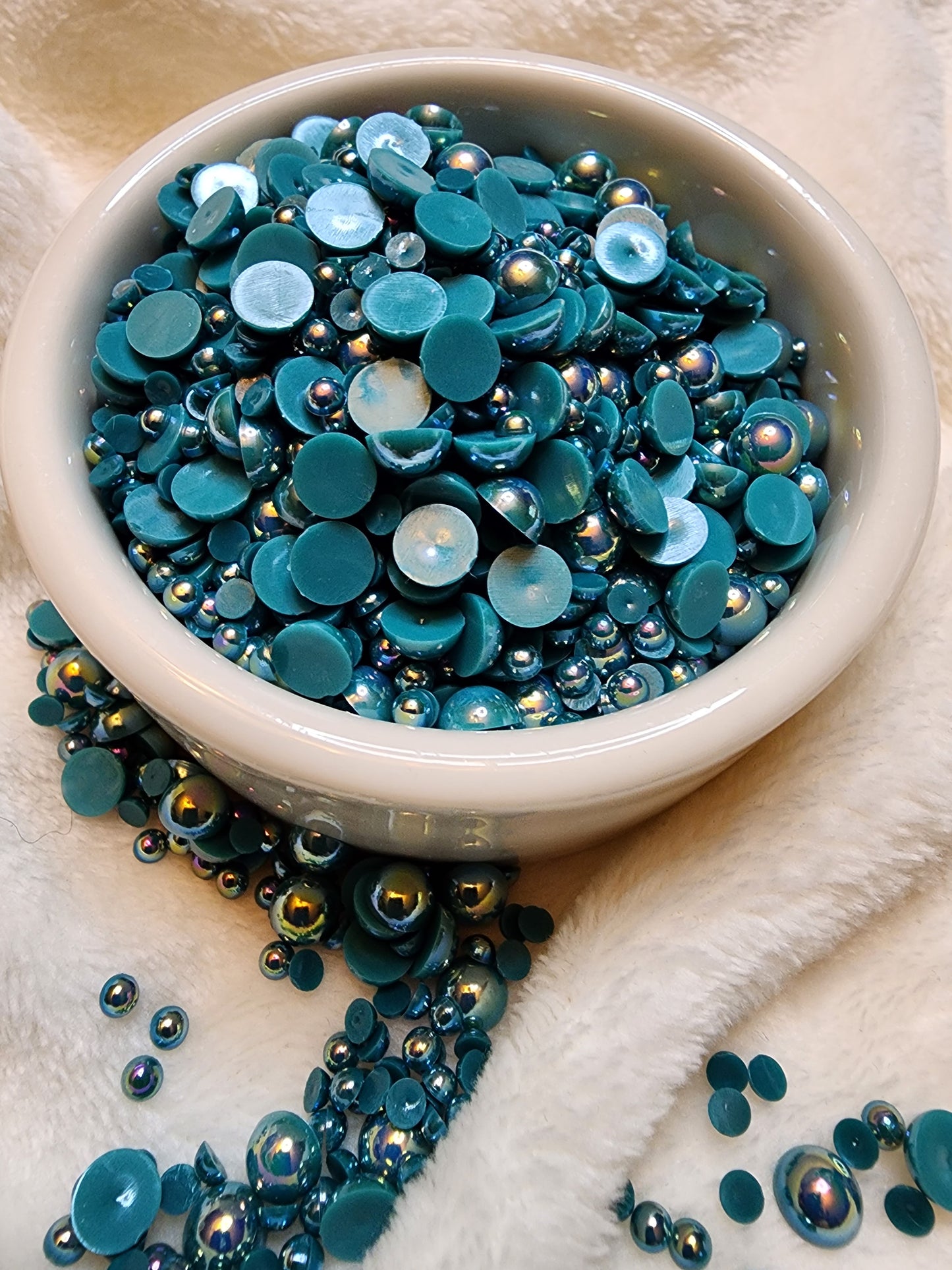 Emerald AB Mix Halfback Pearls - Non Hotfix - Flatback - Resin