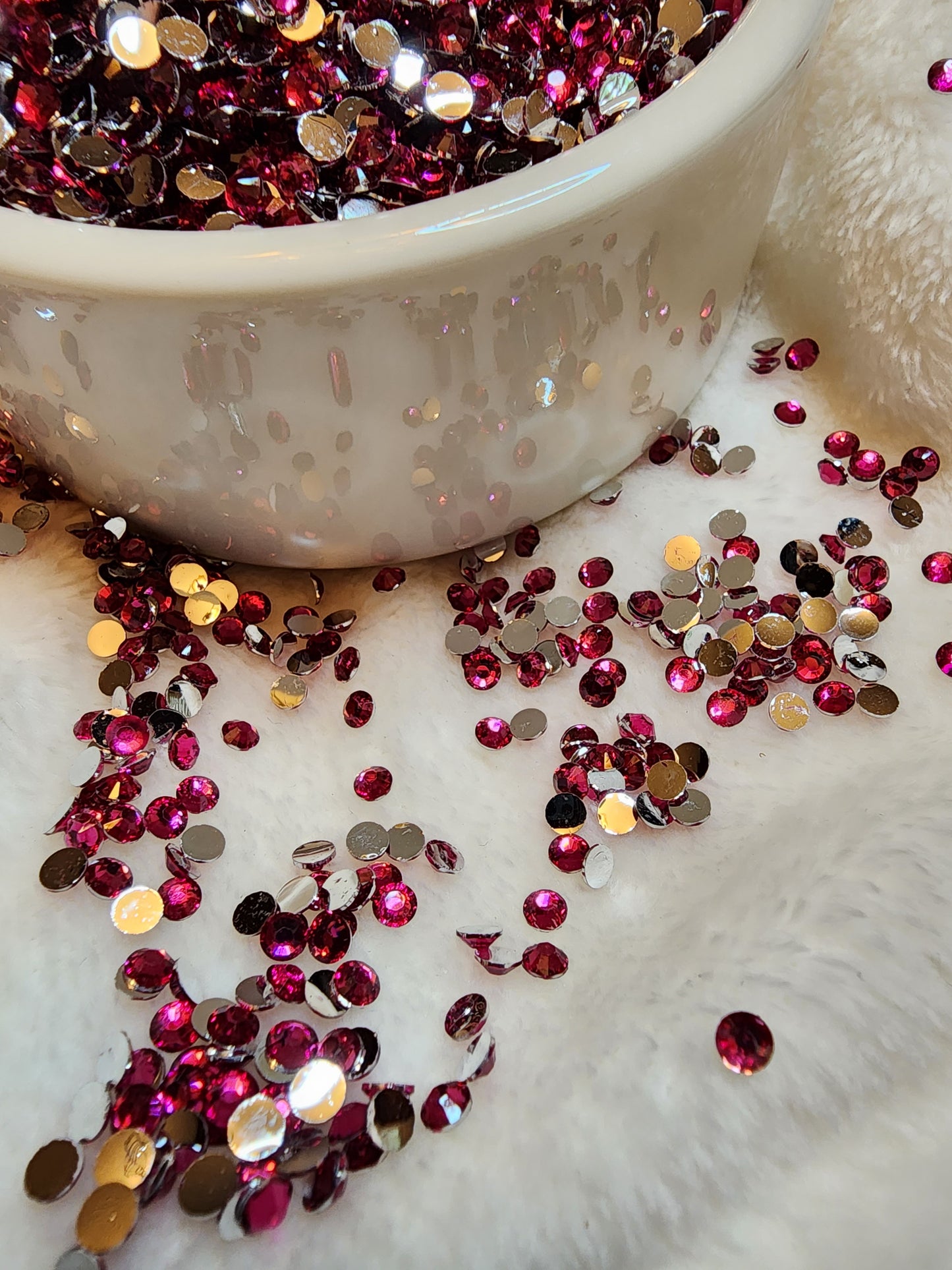 Fucshia Silverback Rhinestones 4mm - Non Hotfix - Flatback - Resin