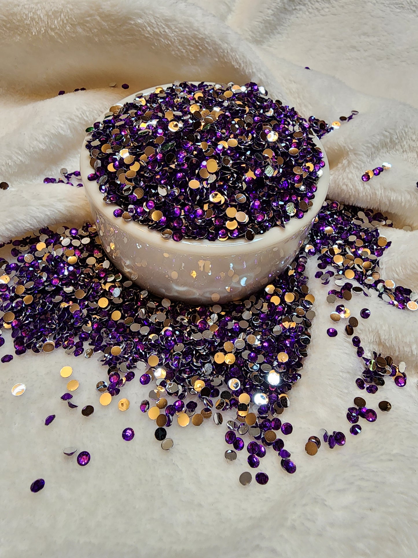 Grape Purple Silverback Rhinestones 4mm - Non Hotfix - Flatback - Resin
