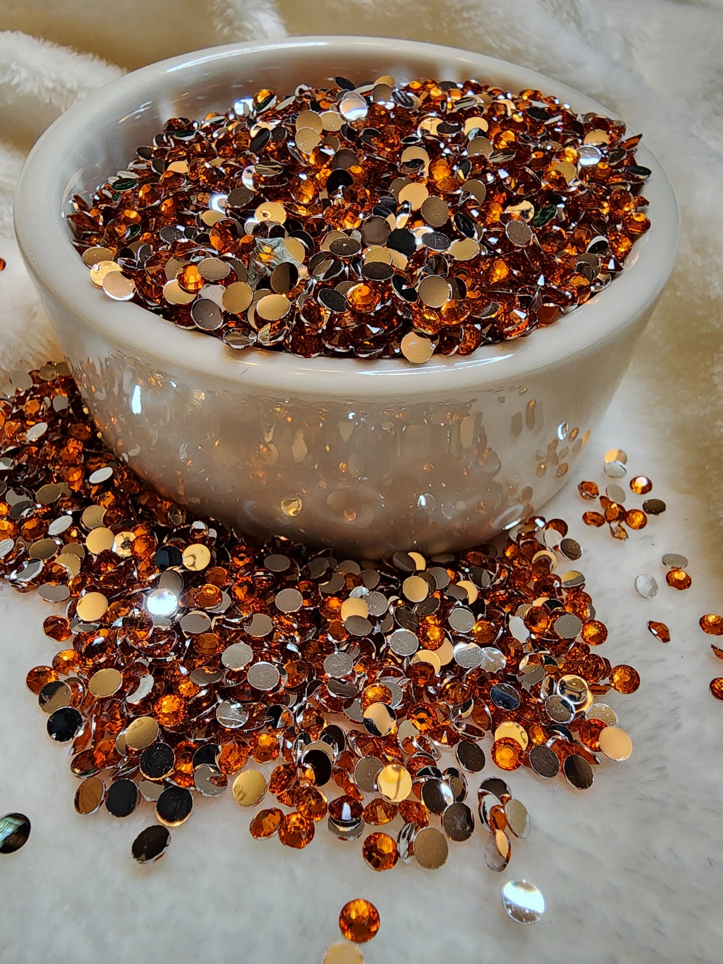 Hyachinth Silverback Rhinestones 4mm - Non Hotfix - Flatback - Resin