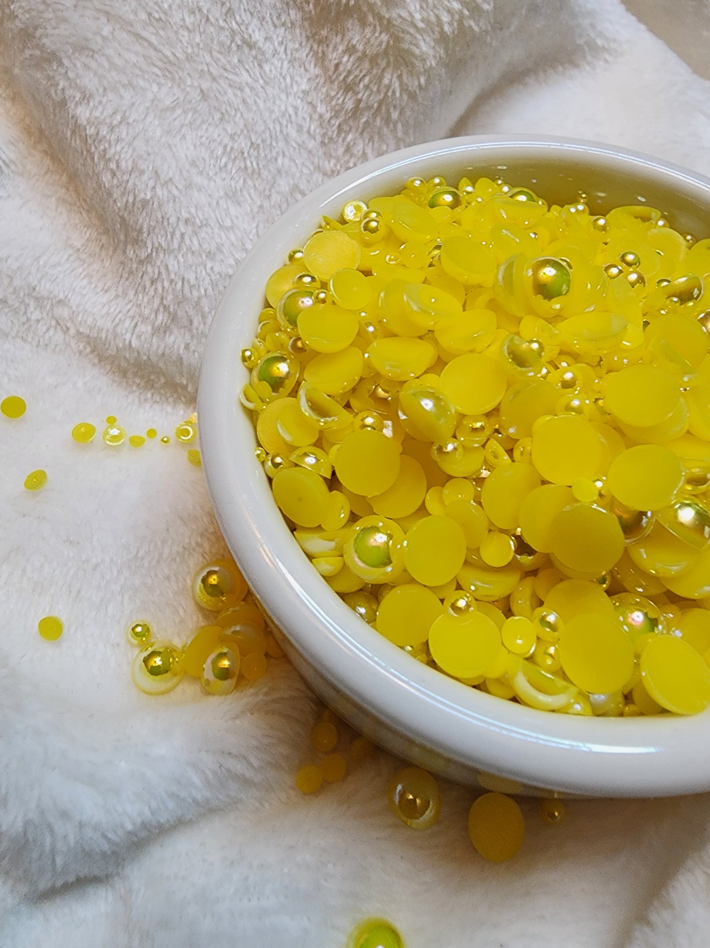 Lemon Yellow AB Mix Halfback Pearls - Non Hotfix - Flatback - Resin