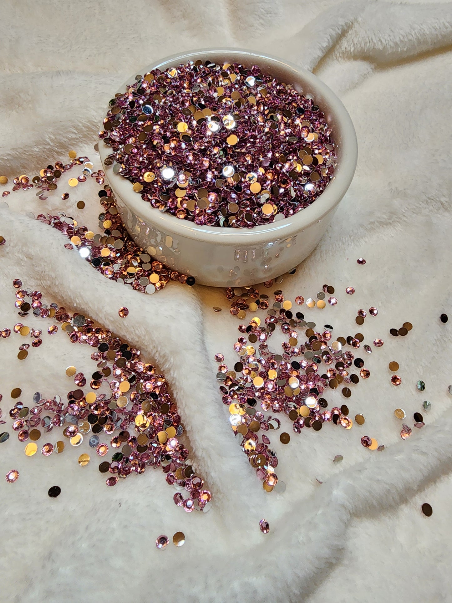 Light Pink Silverback Rhinestones 4mm - Non Hotfix - Flatback - Resin