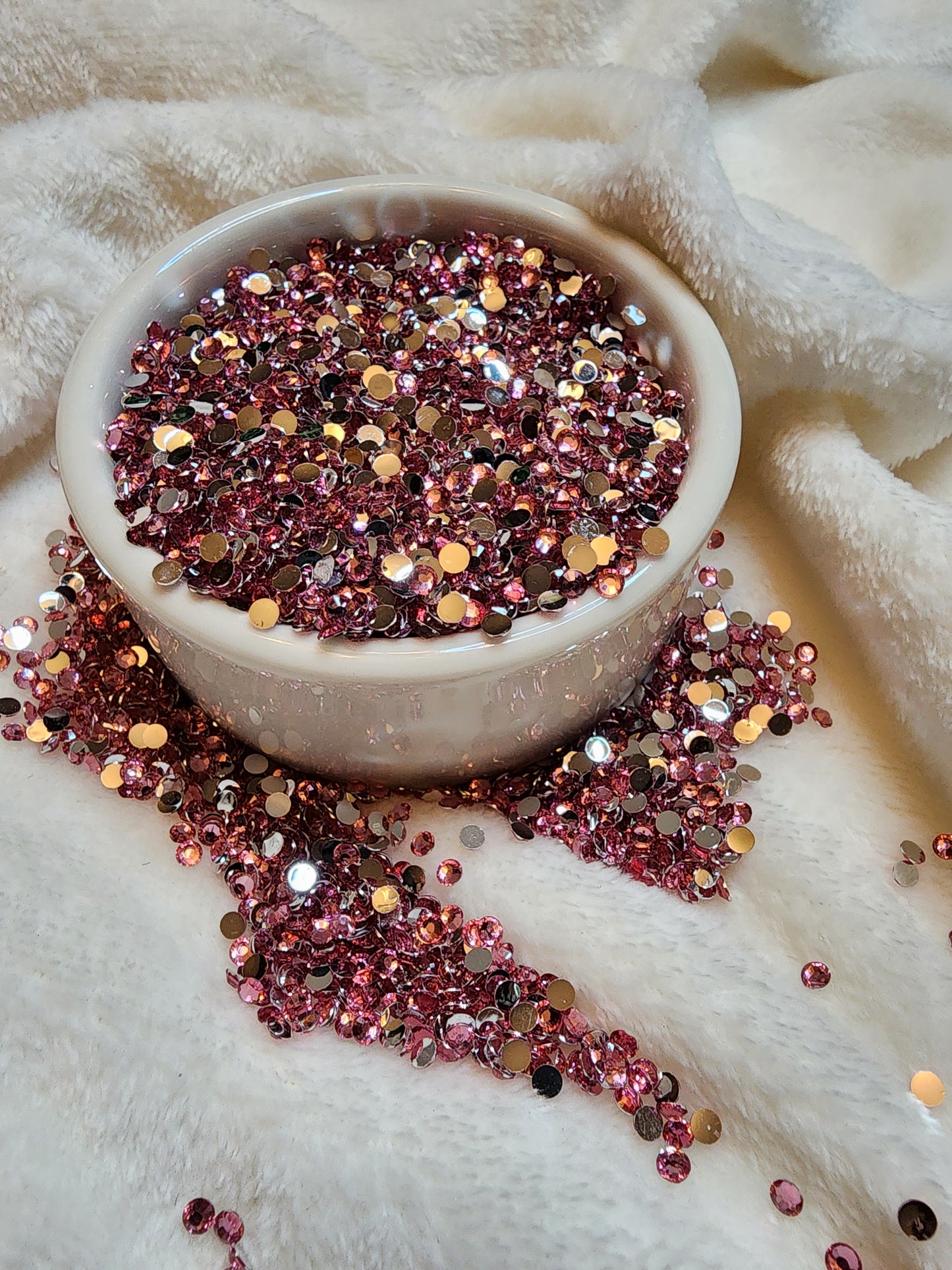 Light Rose Silverback Rhinestones 4mm - Non Hotfix - Flatback - Resin