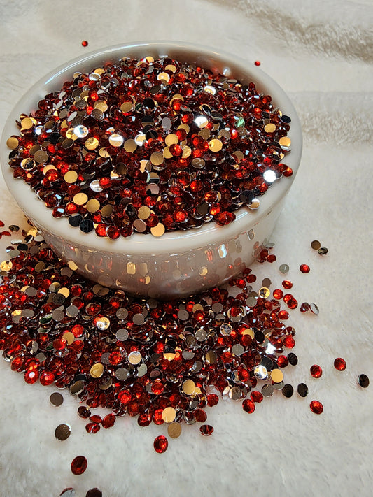 Light Siam Silverback Rhinestones 4mm - Non Hotfix - Flatback - Resin