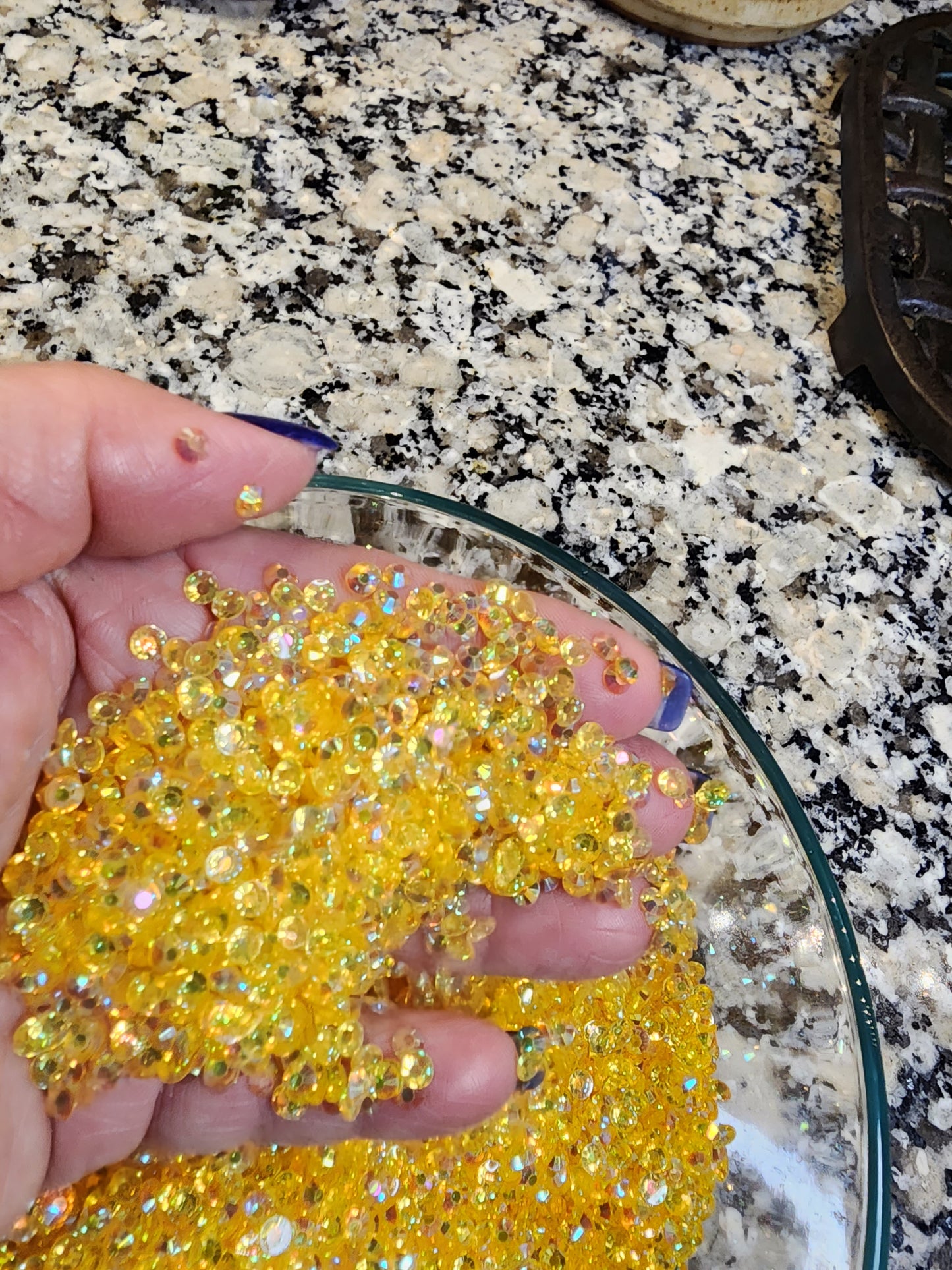 Topaz Rhinestones - Non Hotfix - Flatback - Transparent