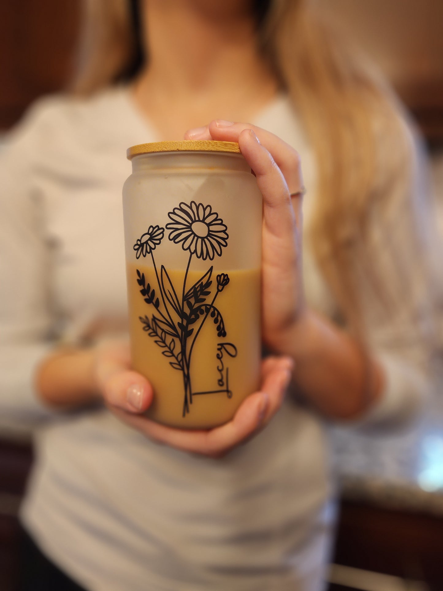 personalized birth flower tumbler, personalized gift for her, personalized birth flower gift, iced coffee cup,glass tumbler,party favor,custom beer can,bridesmaid proposal,Bridesmaid gifts,glass soda can,personalized tumbler,bachelorette gifts,Flower coffee glass,Mother Day Gifts,Birth Flower Glass,birth flower