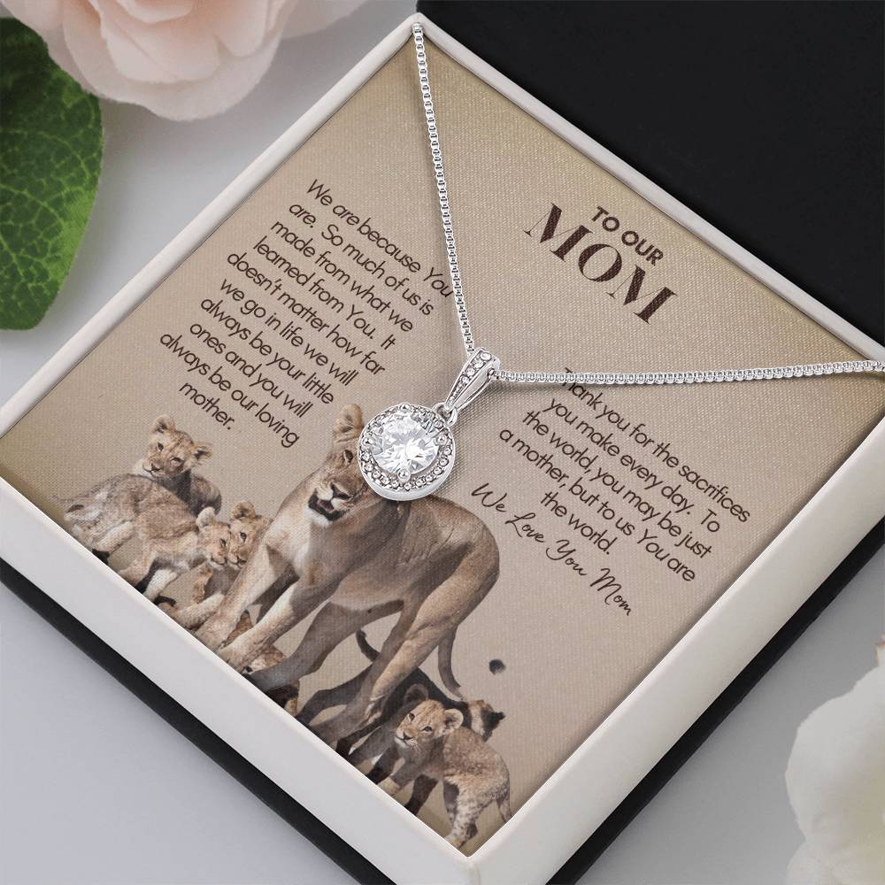 Mother's Day Gift, Personalized Mom Gift, Personalized Gift for Mom, Custom Gift for Mom, Necklace Pendant, Gift for Mom from Five Children, Lion Mama with Cubs Message Card, Mother's Day Present