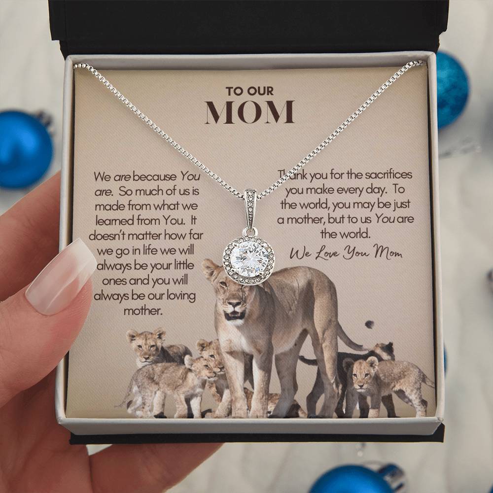 Mother's Day Gift, Personalized Mom Gift, Personalized Gift for Mom, Custom Gift for Mom, Necklace Pendant, Gift for Mom from Five Children, Lion Mama with Cubs Message Card, Mother's Day Present