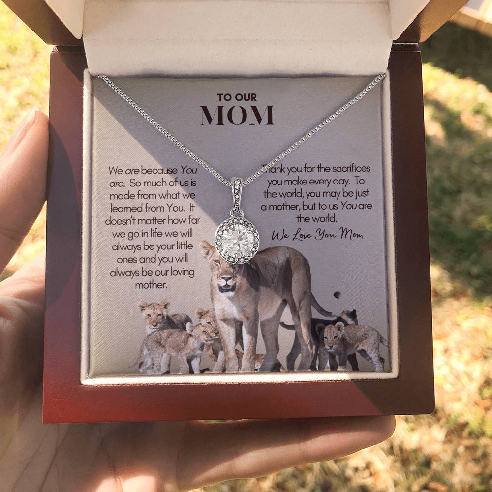 Mother's Day Gift, Personalized Mom Gift, Personalized Gift for Mom, Custom Gift for Mom, Necklace Pendant, Gift for Mom from Five Children, Lion Mama with Cubs Message Card, Mother's Day Present