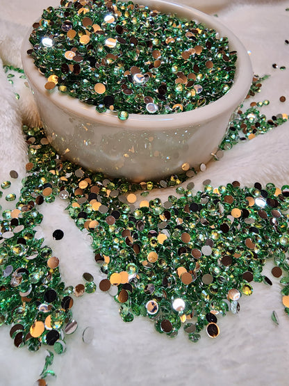 Peridot Silverback Rhinestones 4mm - Non Hotfix - Flatback - Resin