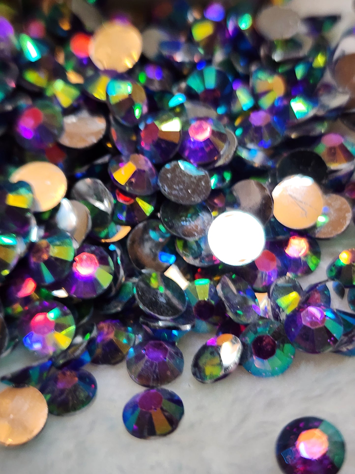 Purple AB Silverback Rhinestones 6mm - Non Hotfix - Flatback - Resin